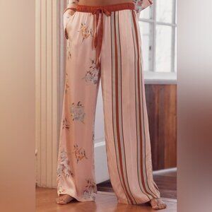 NWT Size XS - The LyreBird Silky Pajama Pants with side Pockets (NWT US$ 88)